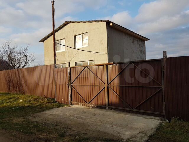 Дом 151,3 м² на участке 8 сот.