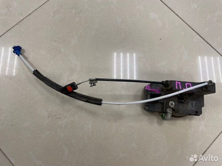 Замок боковой двери передний правый Opel Astra G