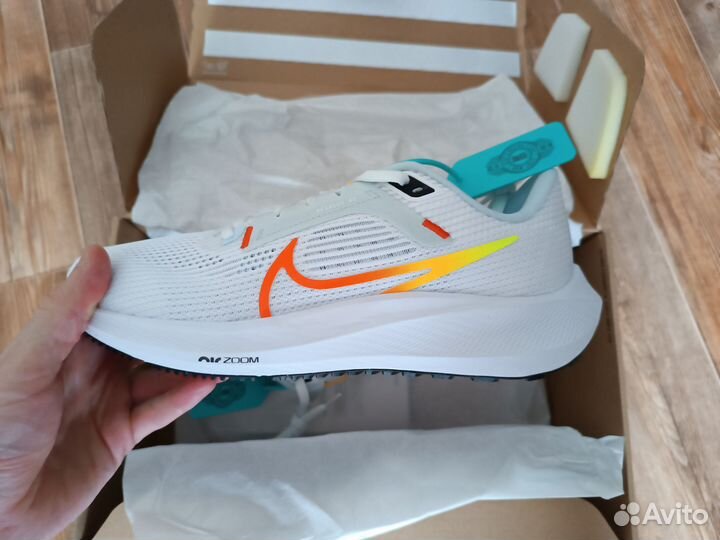 Кроссовки женские Nike Pegasus 40