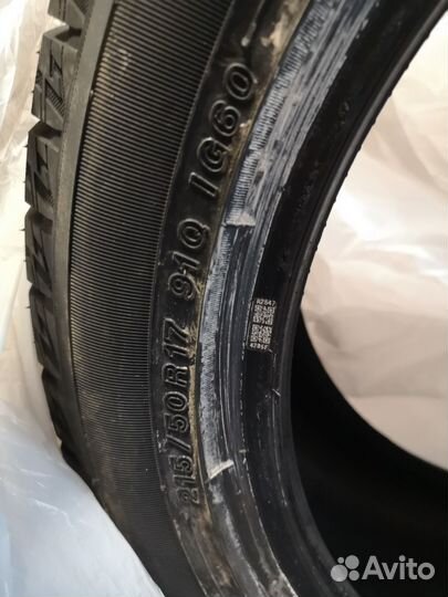 Yokohama Ice Guard IG60 215/50 R17