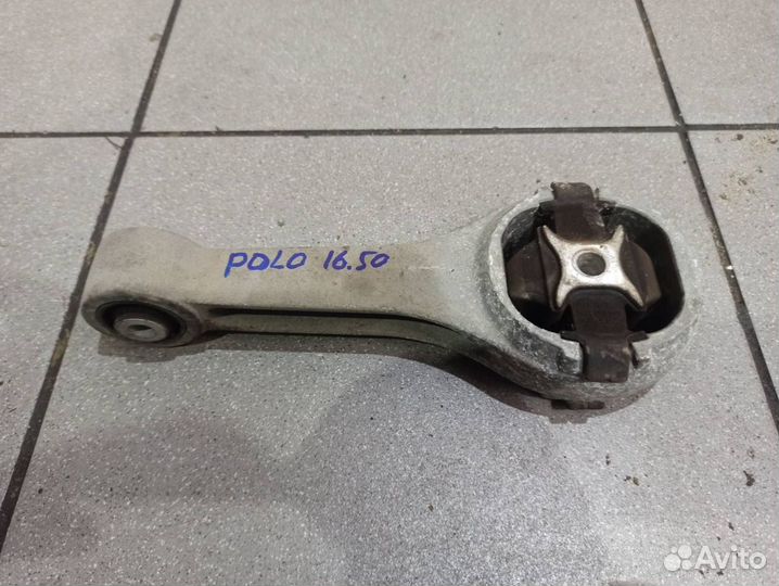 Задняя опора АКПП кпп Фольксваген Поло Шкода Рапид