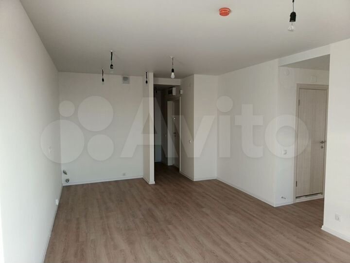 3-к. квартира, 77 м², 21/33 эт.