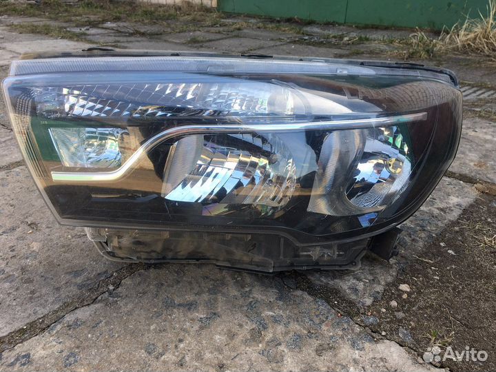 Фара Ваз 2107