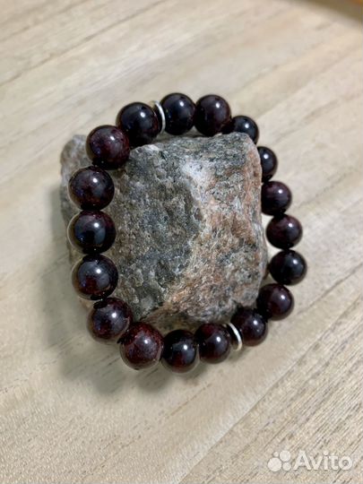 Браслет из натуральных камней
