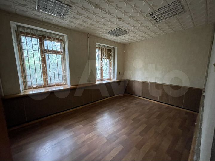 Свободного назначения, 1212 м²