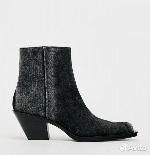 Ботинки Zara казаки женские