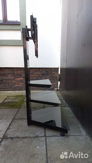 Стойка под телевизор