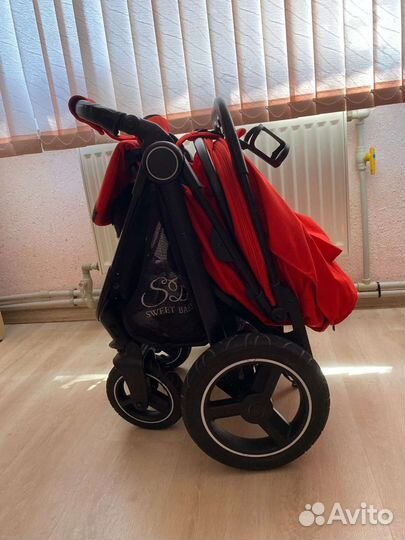 Прогулочная коляска