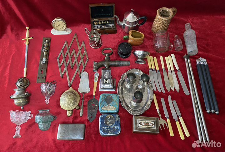 Календарь лампады объектив шкатулка подстаканник