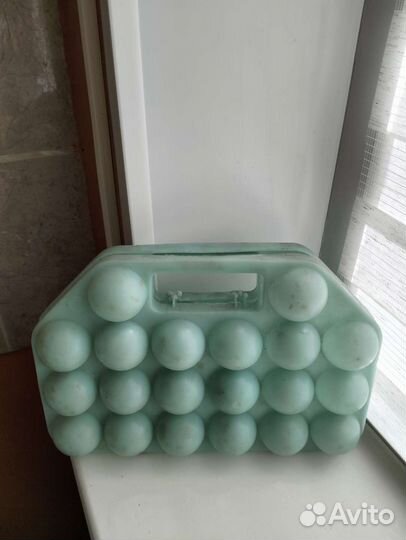 Контейнер переносный для яиц на 20 шт