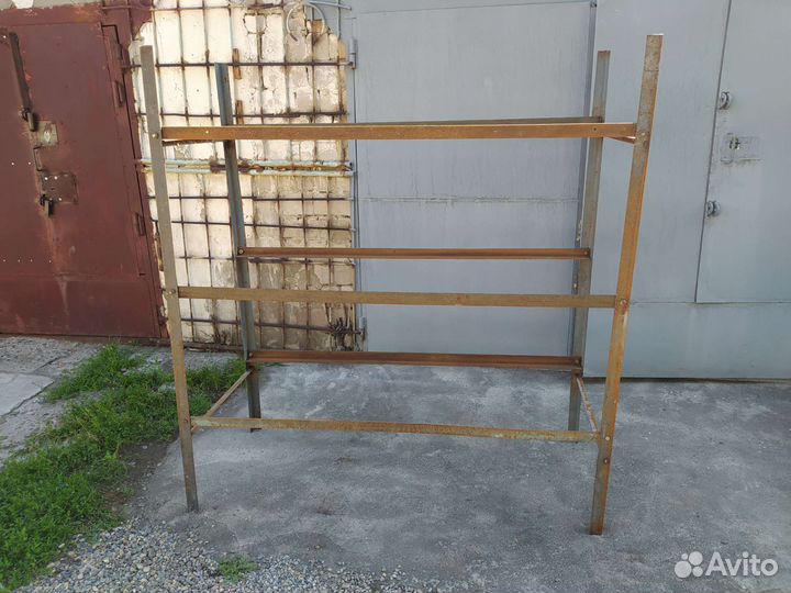 Полки стеллажи