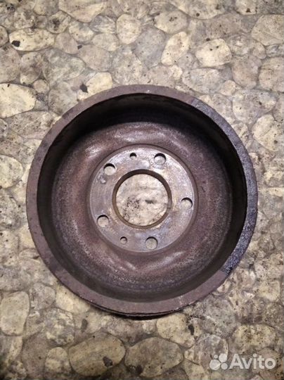 Тормозной диск левый Renault Duster F4R 2.0 135