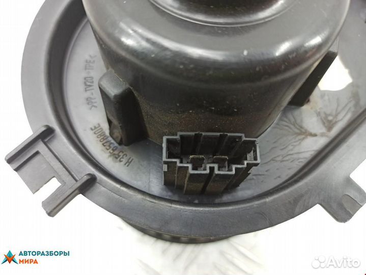 Моторчик печки Volkswagen Golf 3 2000 1J1819021C