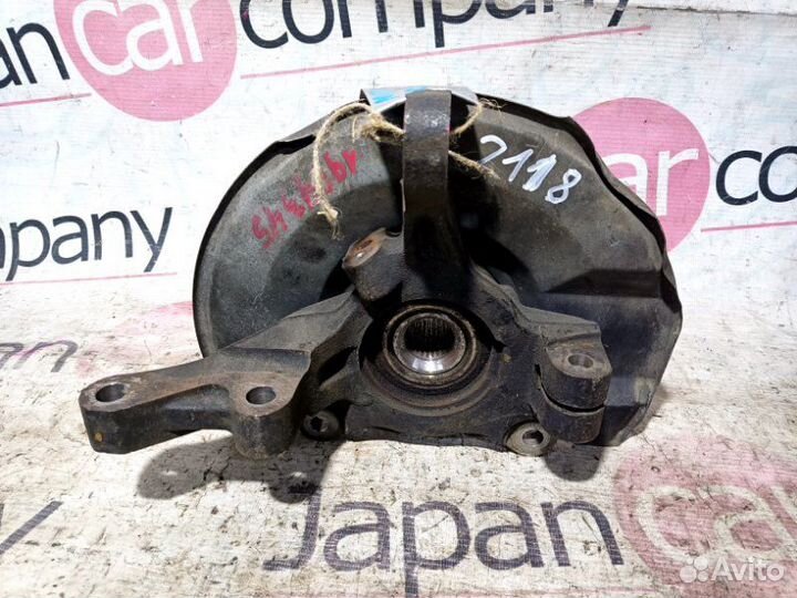 Кулак поворотный передний правый Mitsubishi