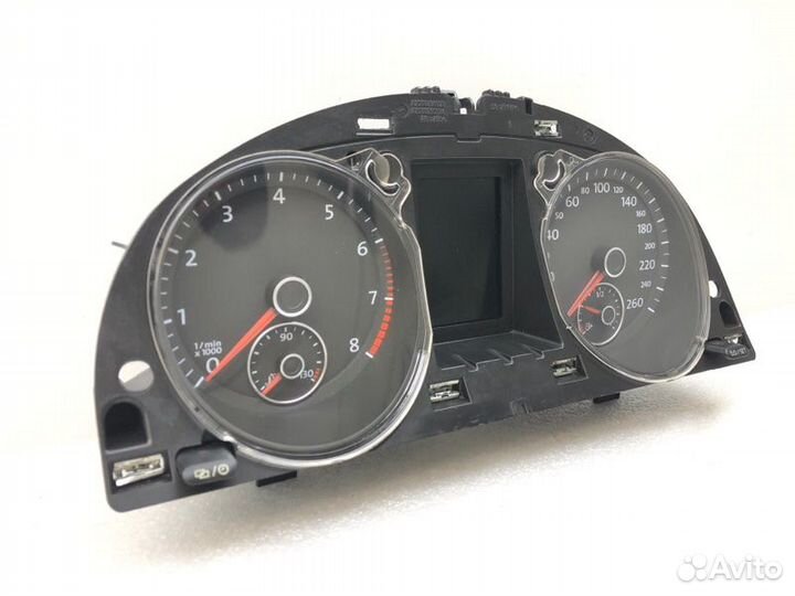 Панель приборов Volkswagen Passat B7 1.4 TSI CAX