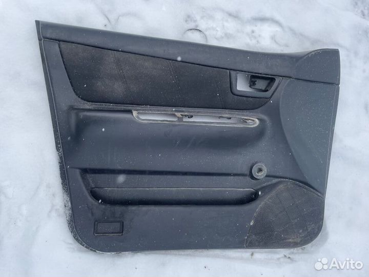 Byd f3 обшивка двери передняя левая