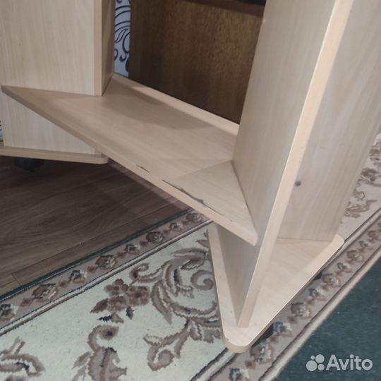 Журнальный столик