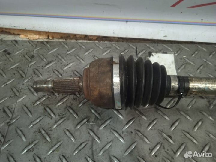 Привод передний правый Renault Megane 2