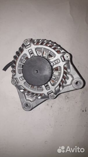 Генератор Nissan Juke 2011- (231001KM1A) VY12,HR15