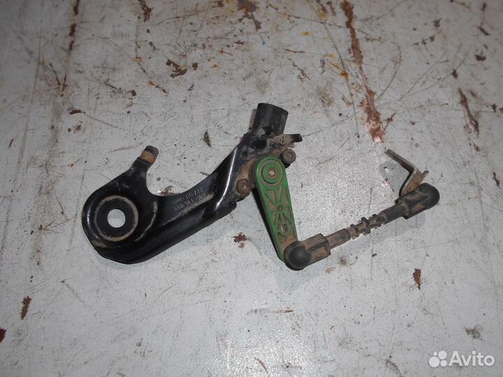 Датчик регулировки дорожного просвета Audi A8 4H