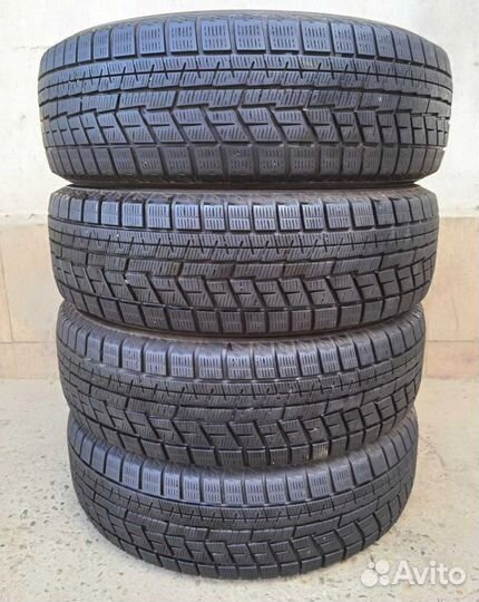 Bridgestone Blizzak VRX 185/60 R15 84Q