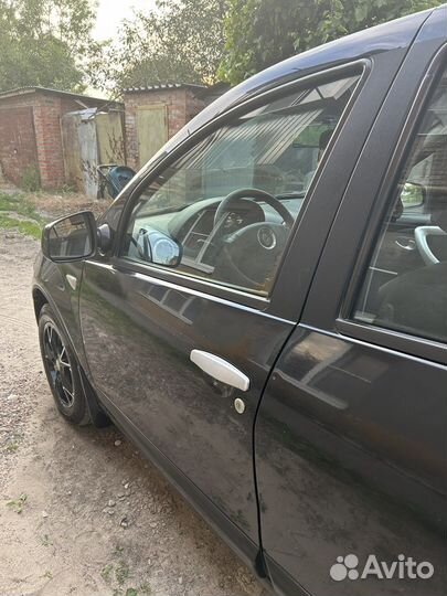 Renault Sandero 1.6 МТ, 2011, 180 000 км