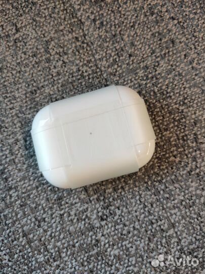 Кейс новый AirPods Pro оригинал (авитодоставка)