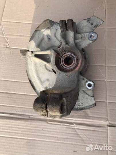 Цапфа правая Renault Megane 2 1.4