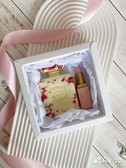 Праздник/Шоколад/Подарок