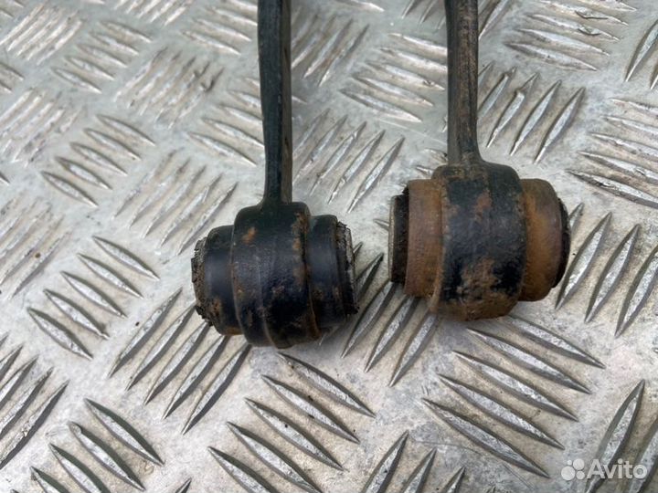 Тяги задние Mercedes-Benz W124 M102 2.3 1991