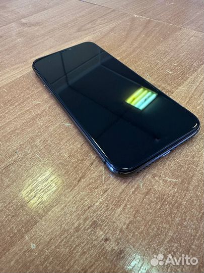 iPhone X, 64 ГБ