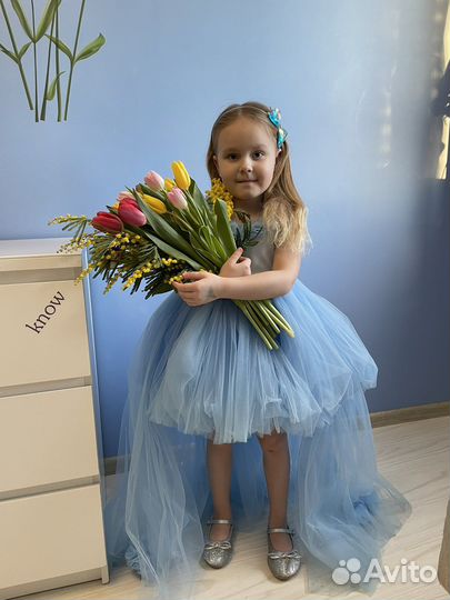 Нарядное платье для девочки