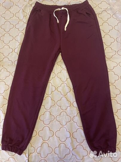 Костюм женский новый 58 размер