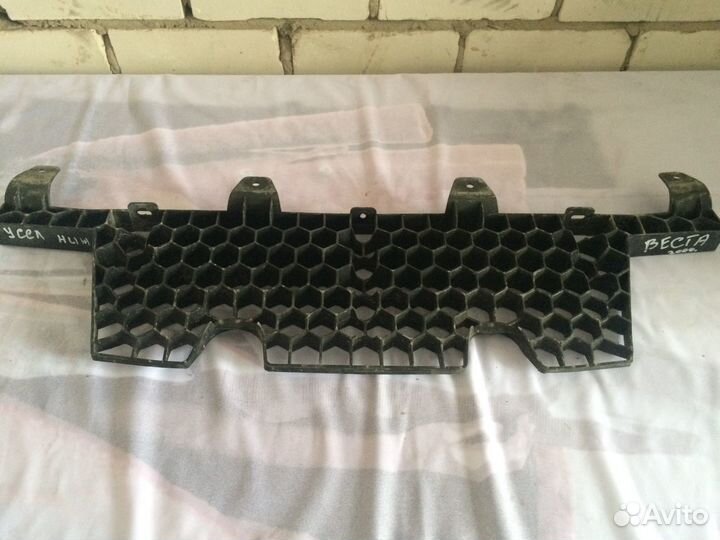 LADA Vesta Усилитель Бампера нижний