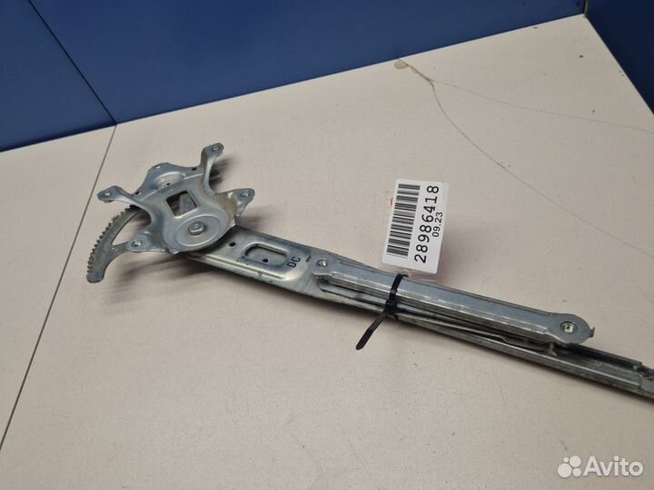 Стеклоподъемник задний левый Lexus RX XU30 2003-20