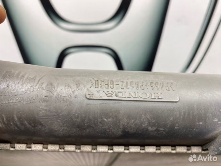 Радиатор охлаждения двигателя Honda Civic FD(4Д)