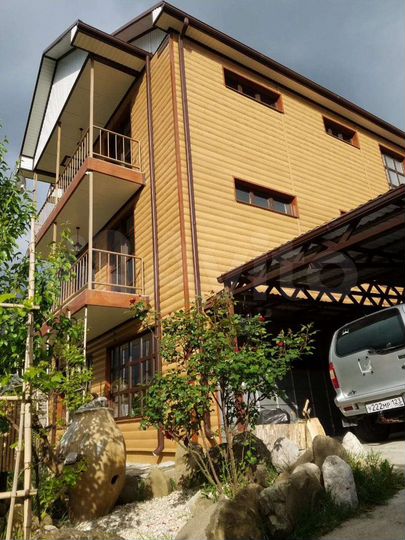 Дом 297 м² на участке 6 сот.