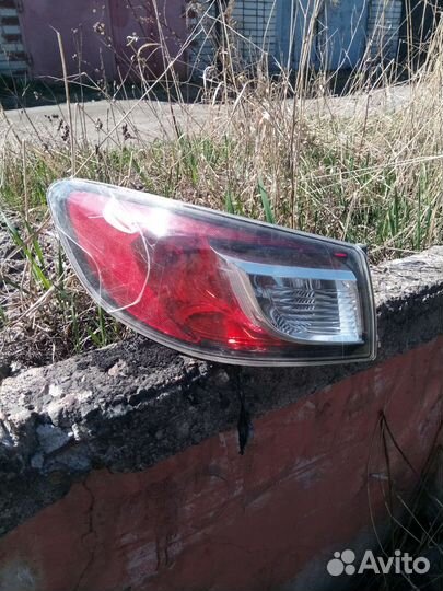 Mazda 3 bl фонарь задний L