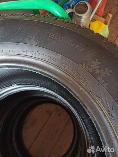 Kumho I'Zen KW31 215/70 R16 100R