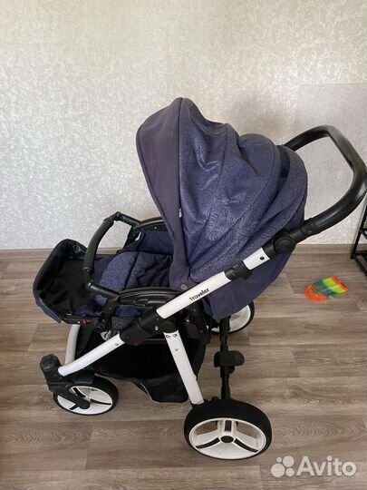 Коляска прогулочная