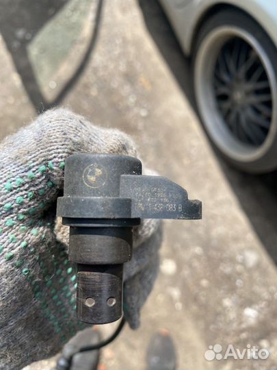 Датчик распредвала м62 Е39,Е38,Е53