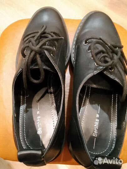 Ботинки женские Bershka р. 39