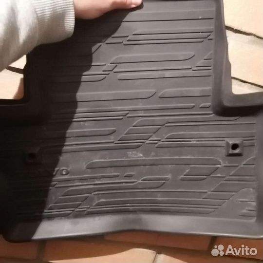 Коврики на Volvo