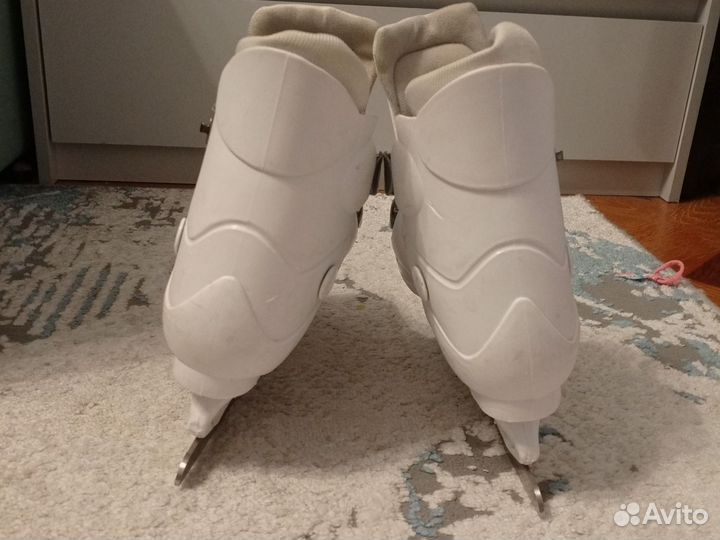 Коньки фигурные