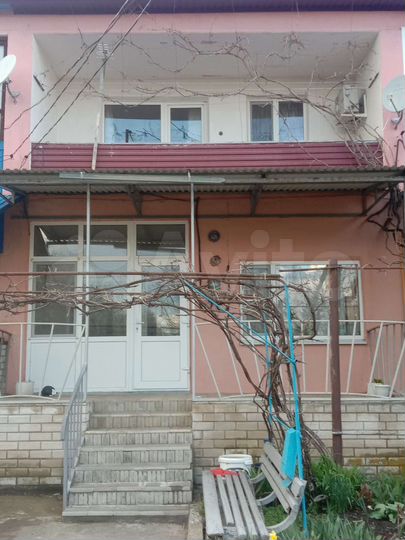 4-к. квартира, 81 м², 2/2 эт.