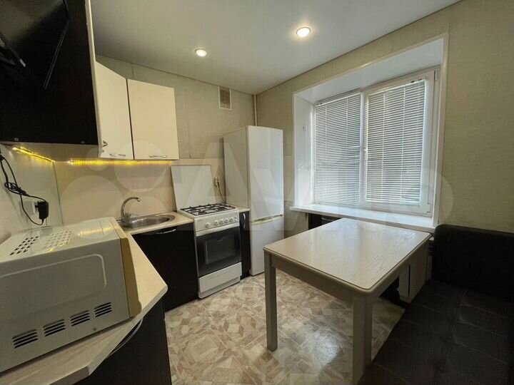 2-к. квартира, 42 м², 2/5 эт.