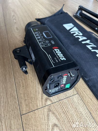 Свет студийный, импульсный Aurora codis cd-600