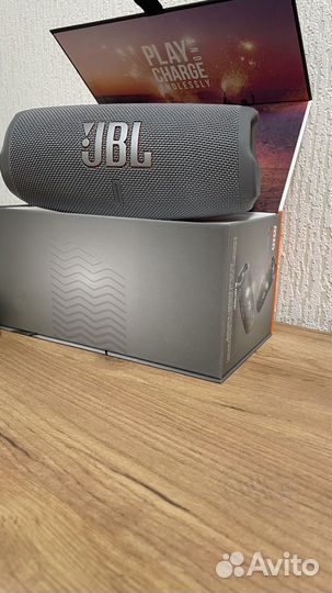 Колонка jbl charge 5 Б/У