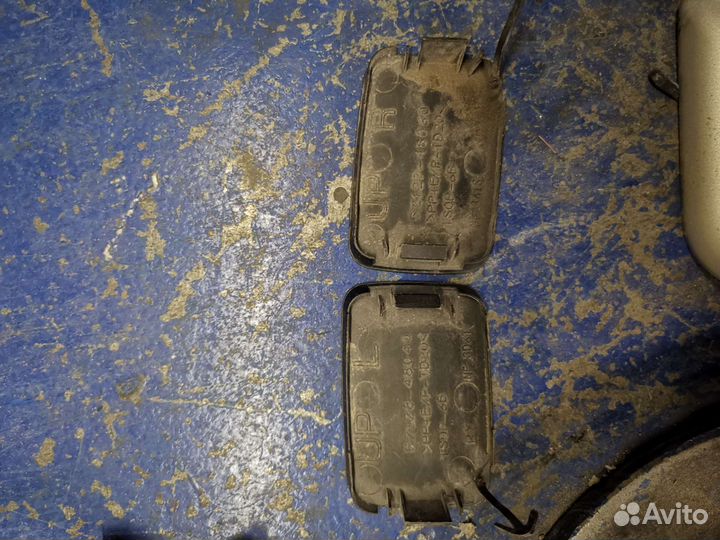 Заглушки на бампер с креплением парктроников