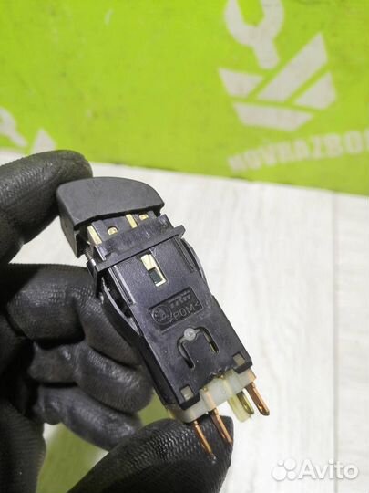 Кнопка противотуманки Шкода Фелиция